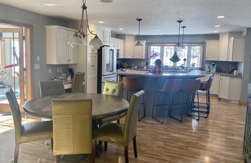 Butte Des Morts House | EAA rental close to Oshkosh.