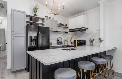 Greater East End House | EaDo Downtown Haven