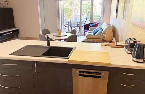 Eagle Bay Villa | Eagle Bay - Beachside Bliss. Explore the wonders of the South West!