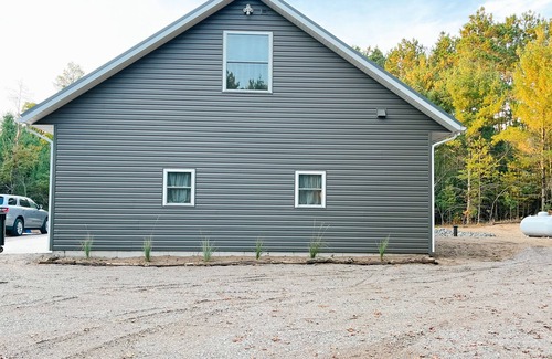 Rome House | Eagle's Nest Guest House III - Less than 2 miles from SV - 16 beds!