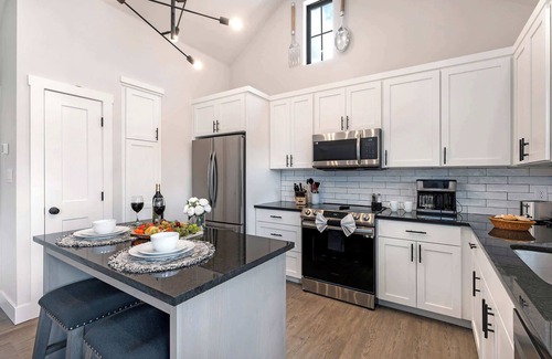 Fredericksburg House | Eagle's Nesting 104 - Hot Tub, Close to Downtown