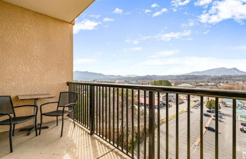 Pigeon Forge Apartment | Eagles Landing 1BR Heaven