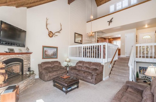 Lakeshore House | Eagles Nest Condo #79