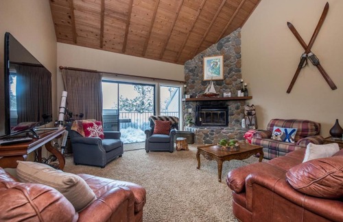 Lakeshore House | Eagles Nest Condo #81