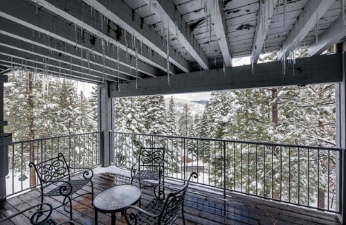 Lakeshore House | Eagles Nest Condo #81