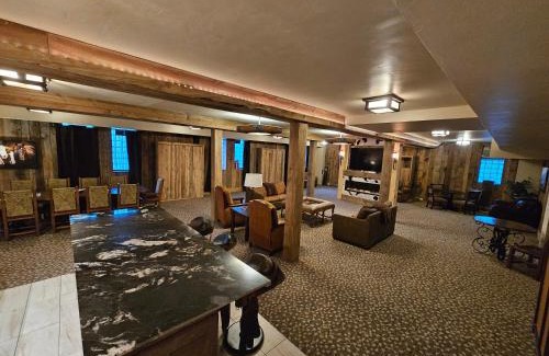 Miles City Hotel | Eaglescape Suites and Event Center