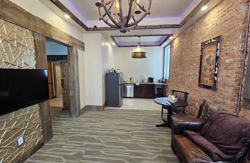 Miles City Apartment | Eaglescape Suites and Event Center