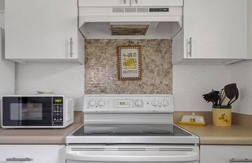 New Braunfels Ski Chalet | Earth Haus LITE