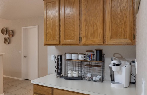 Glendale House | "Easiest Walk" to State Farm Stadium and Westgate Entertainment Free Heated Pool