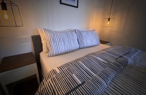 Folkestone Apartment | East Cliff Folkestone Guest Suite With Own Entrance