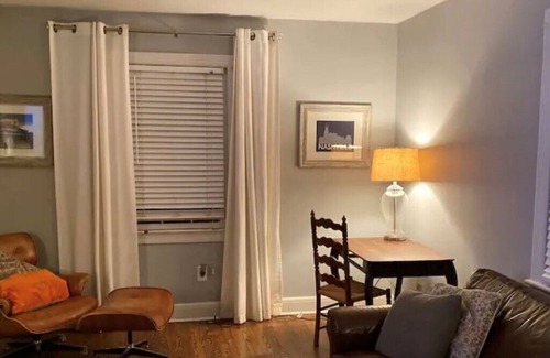Greenwood Cottage | East Nashville Cottage - Pet Friendly