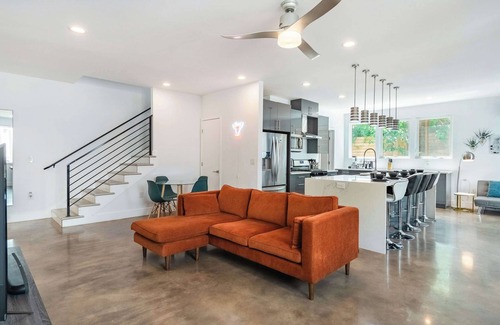 Blackshear-Prospect Hill House | Eastside Home with Large Patio - Sleeps 21