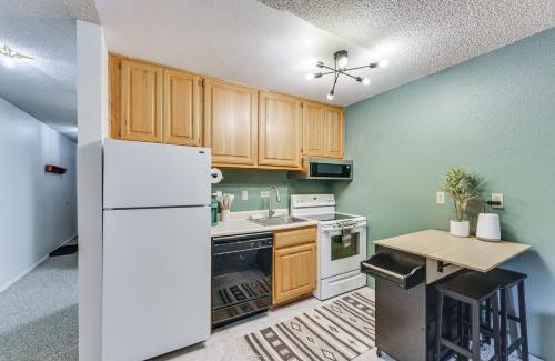 Red River Apartment | Easy Red River Ski Access! Outdoor Adventure Condo