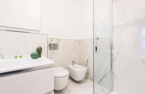San Babila Apartment | Easylife - Elegante e rifinito appartamento vista Duomo in Piazza San Babila