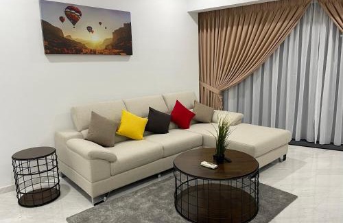 Golden Triangle Apartment | Eaton Residences KLCC by Luna