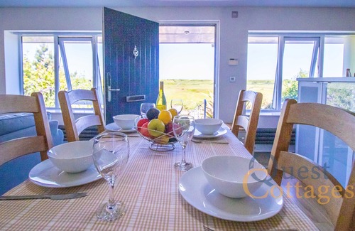 Icklesham House | Ebb n Flow - 2 Bed Bungalow - Looks over Nature Reserve & Beach - Ideal secluded bungalow - parking