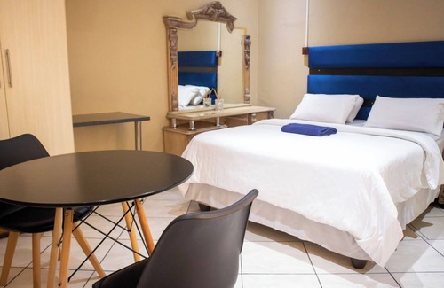 Pretoria West House | Ebony Guest House