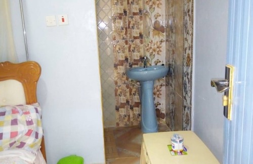 Nanyuki Hotel | Ebony Park Lounge