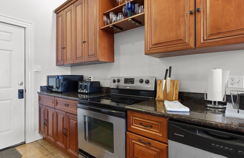 Benton Park Apartment | Eclectic, Vibrant, Massive Gem right off the Park!
