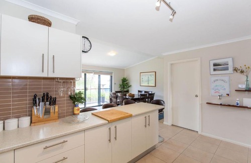 Jindabyne House | Eclipse 4 10 Nettin Circuit
