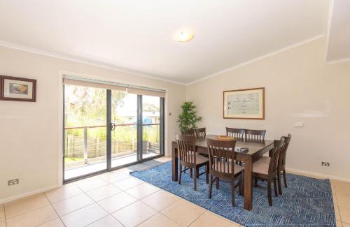 Jindabyne House | Eclipse 4 10 Nettin Circuit