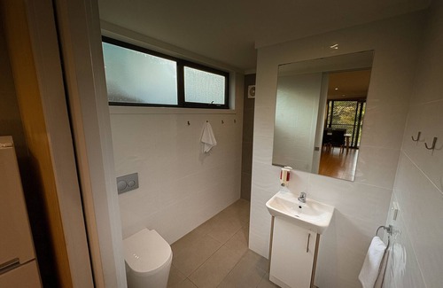 Cape Otway Cottage | ECO 2 - SOLAR OFF GRID