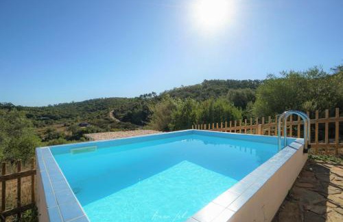 Aljezur House | Eco Casa Branca in nature - winter workation, starlink-internet, fireplace