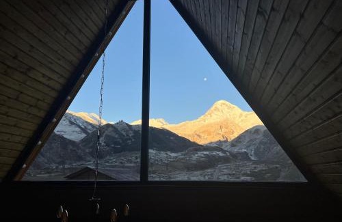 Stepantsminda Ski Chalet | Eco cottage Kazbegi