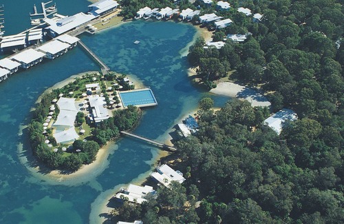 Gold Coast Cabin | Eco Loft - Couran Cove Resort - pools - bar – café