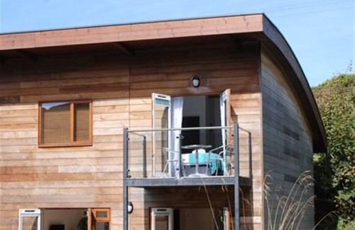 Porthtowan House | Eco Style Beach House, 3 Beds, Porthtowan, Cornwall, UK (6 mins walk to beach)