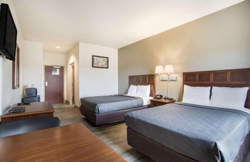 Anderson Cabin | Econo Lodge Anderson