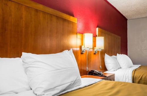 Brockport Hotel | Econo Lodge Brockport