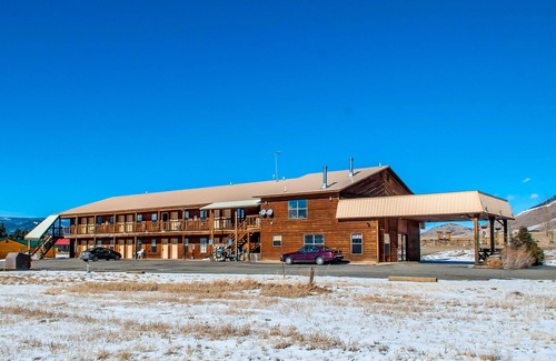 Eagle Nest Hotel | Econo Lodge Eagle Nest