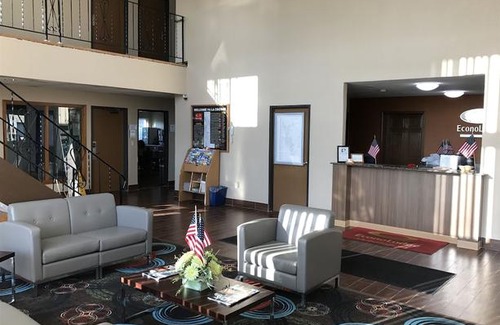 La Crosse Hotel | Econo Lodge La Crosse