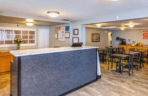 Miramichi Hotel | Econo Lodge Miramichi