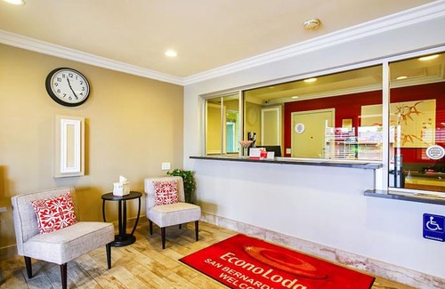 San Bernardino Hotel | Econo Lodge San Bernardino I-215
