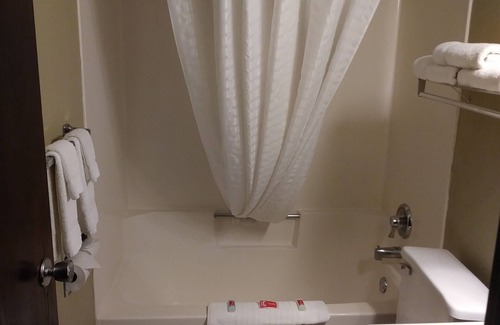 Renner Hotel | Econo Lodge Sioux Falls North