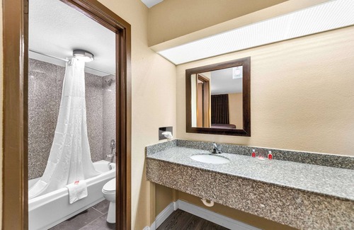 Texarkana Hotel | Econo Lodge Texarkana I-30