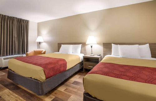 Hendersonville Hotel | Econo Lodge