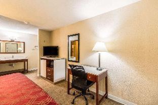 Valley City Hotel | Econo Lodge - Valley City