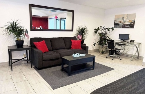 Rothschild Hotel | Econo Lodge Wausau - Rothschild