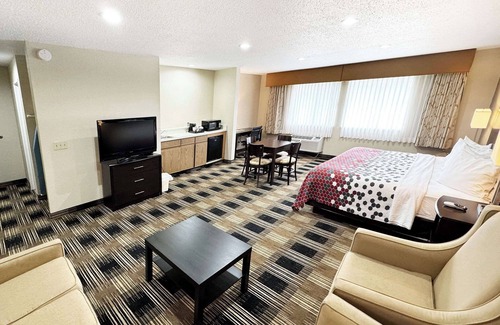 Rothschild Hotel | Econo Lodge Wausau - Rothschild