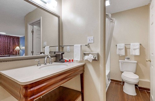 Woodstock Hotel | Econo Lodge Woodstock - Shenandoah Valley I-81