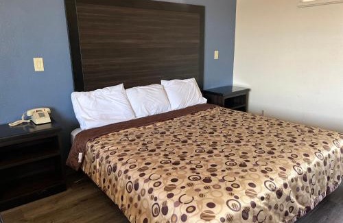 Raisin Hotel | Economy Inn Fresno Yosemite