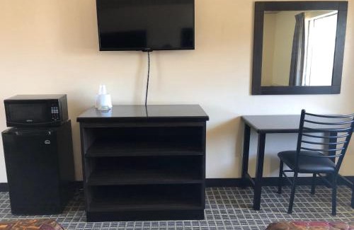 Raisin Hotel | Economy Inn Fresno Yosemite