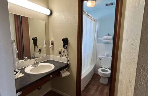 Reedsport Hotel | Economy Inn Reedsport