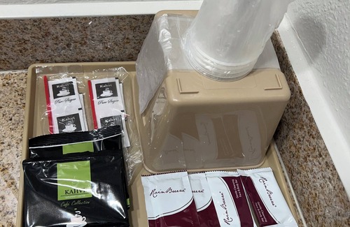 Ashdown Hotel | Economy inn