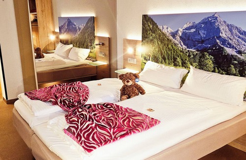 Bahnhofsvorstadt Hotel | Edel Weiss Hotel und Restaurant