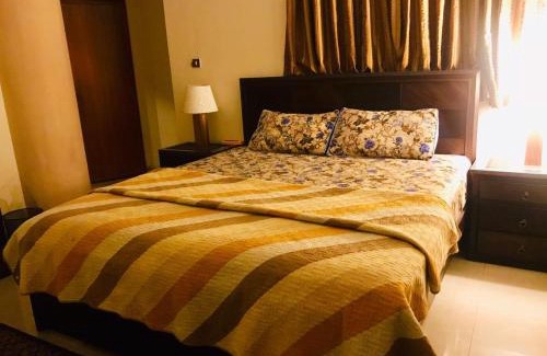 Gulberg Apartment | Eden Apartment Sleeps 6 with Pets