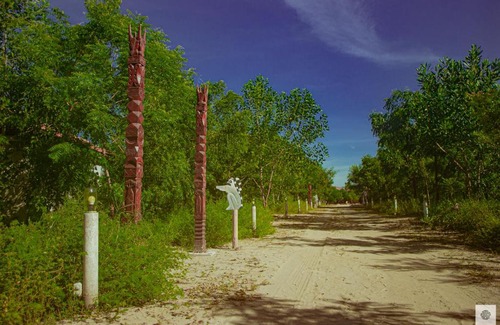 Miandrivazo Hotel | EDEN DE LA TSIRIBIHINA